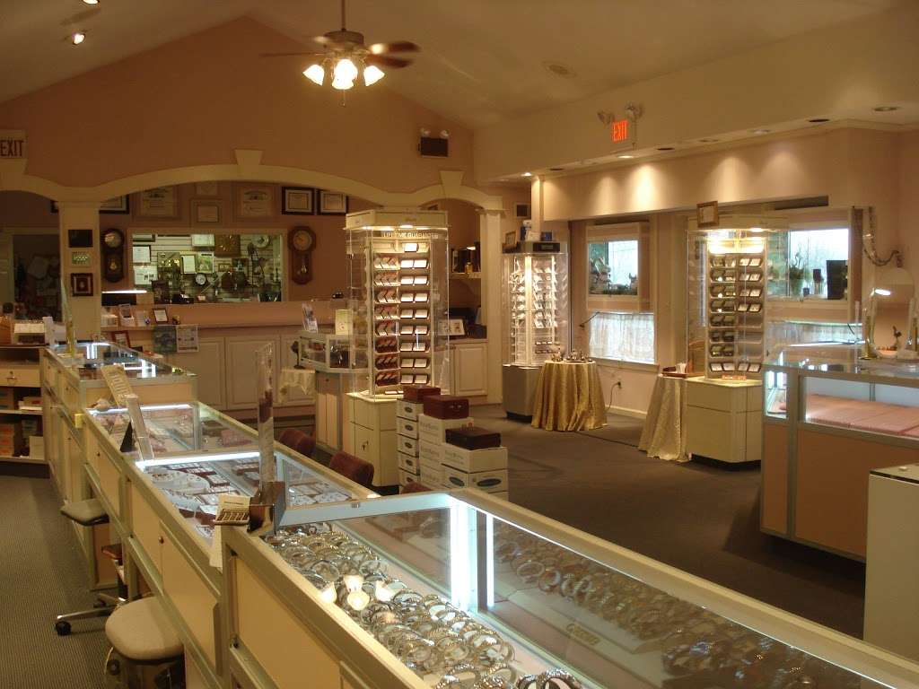 Leitzels Jewelry | 607 E Lincoln Ave, Myerstown, PA 17067 | Phone: (717) 866-4274