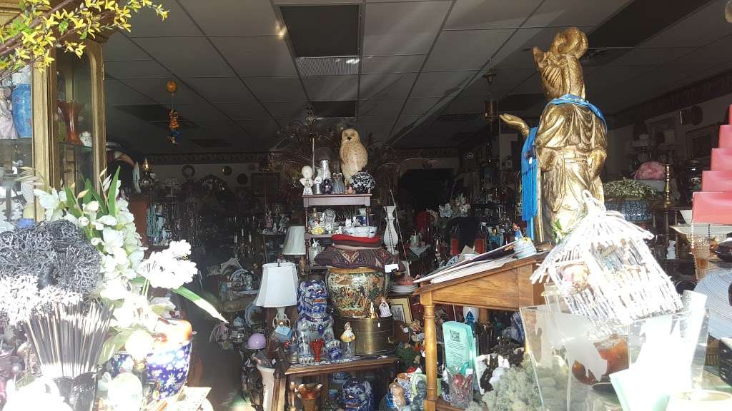 Kathys Antique Shop | 1599 S Calumet Rd, Chesterton, IN 46304, USA | Phone: (219) 926-1400