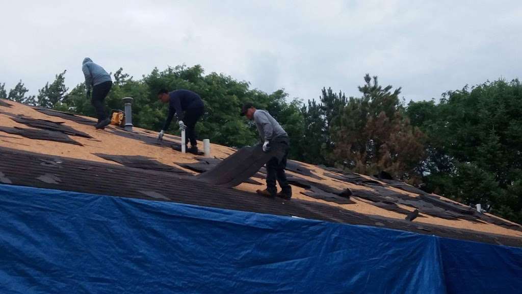 Amaros roofing services | 3802 W 68th Pl, Chicago, IL 60629 | Phone: (708) 516-9180