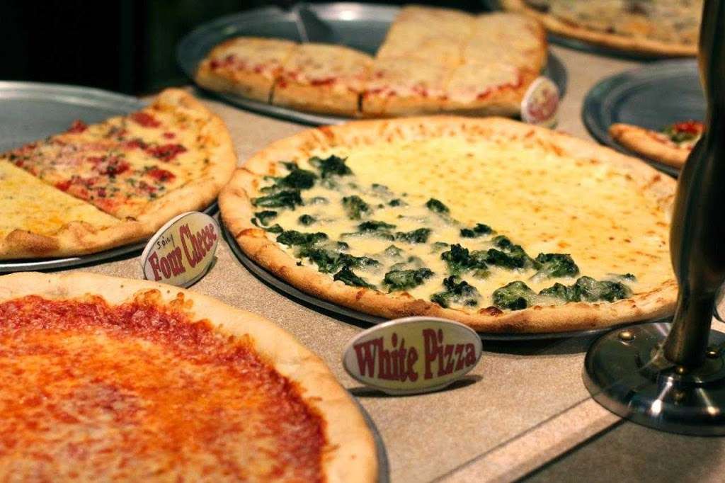 Sals Pizza | 4767 Tilghman St, Allentown, PA 18104, USA | Phone: (610) 395-7211