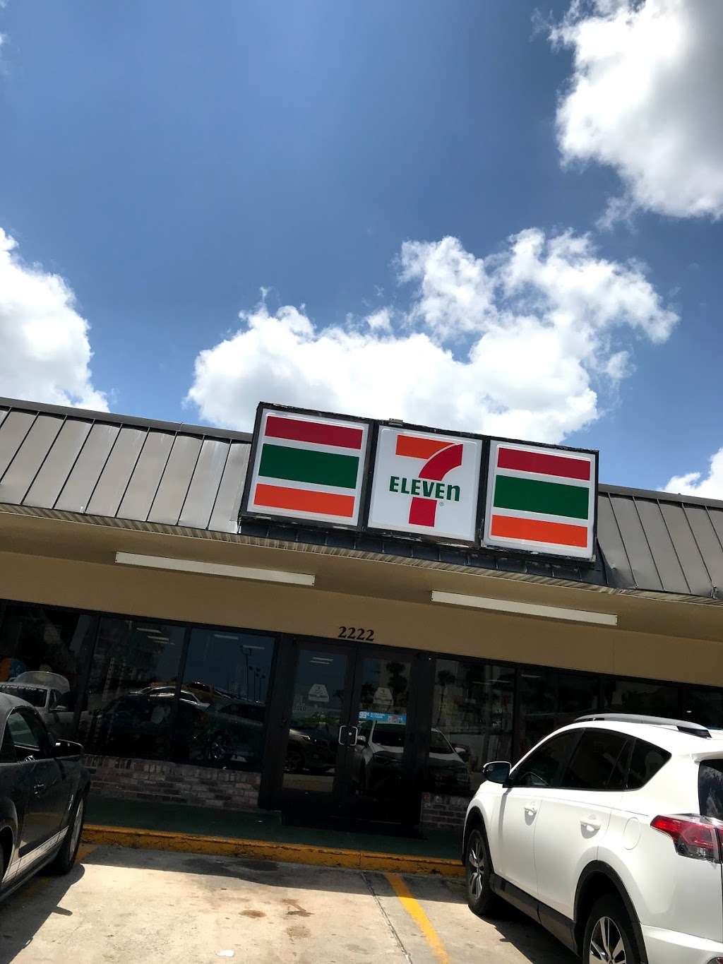 7-Eleven | 2222 S Atlantic Ave, Daytona Beach Shores, FL 32118 | Phone: (386) 258-6835