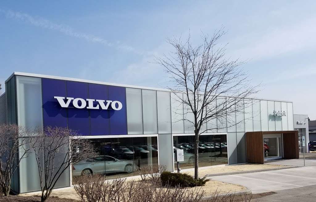 Patrick Volvo | 1600 E Higgins Rd, Schaumburg, IL 60173 | Phone: (847) 605-4005