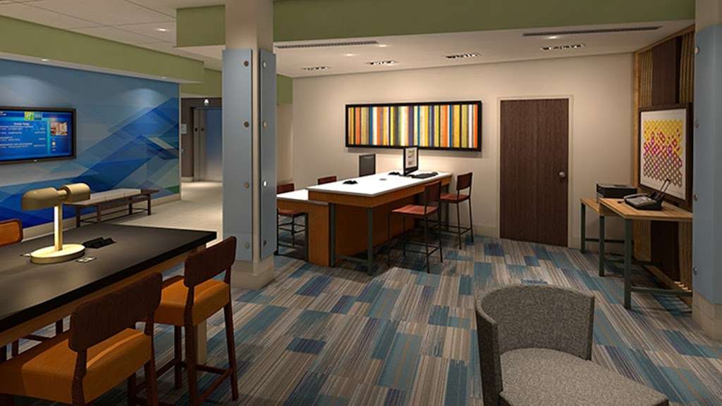 Holiday Inn Express & Suites Denver Aurora Medical Campus | 14200 E Colfax Ave, Aurora, CO 80011, USA | Phone: (800) 465-4329