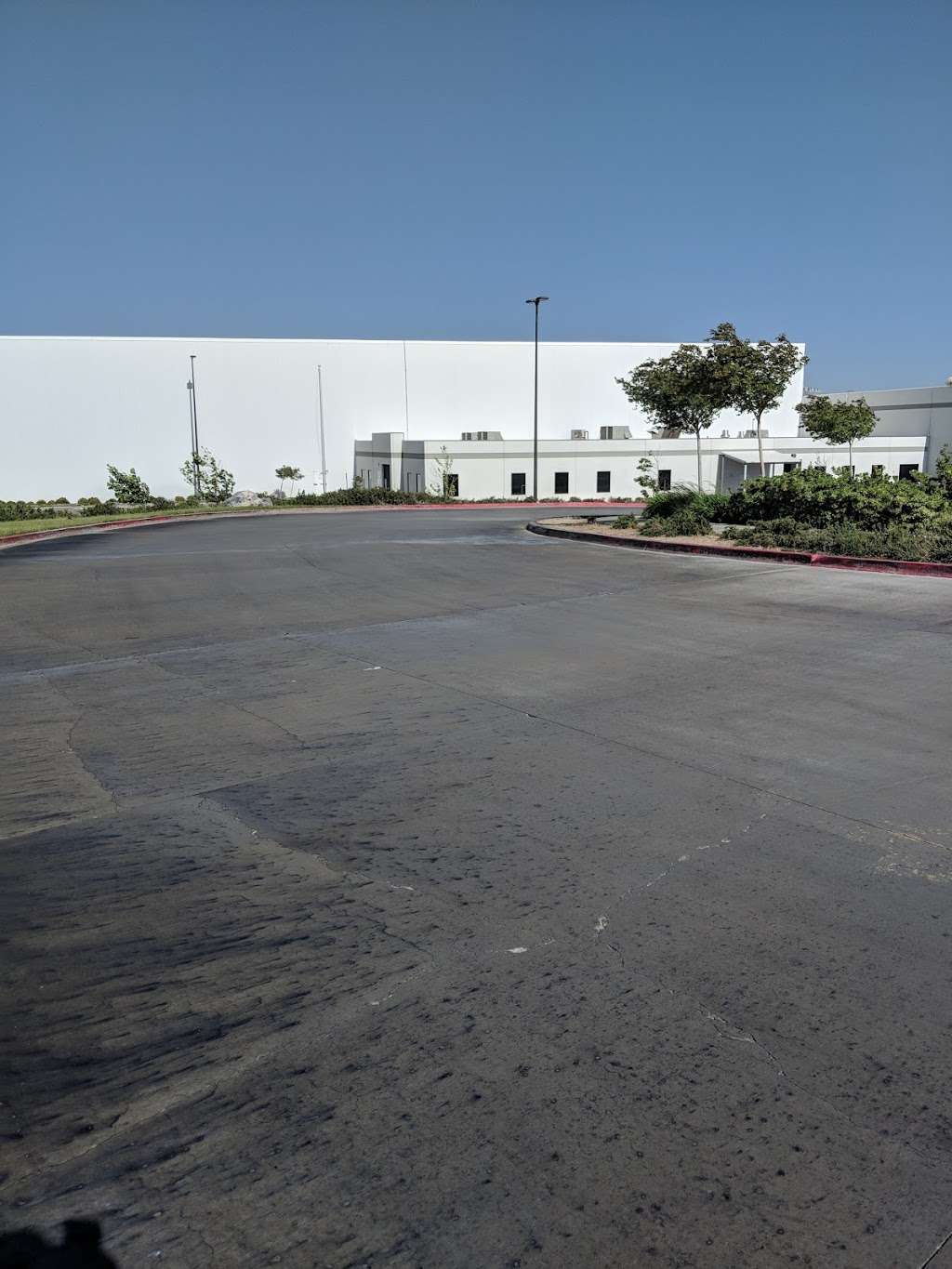 Americold Logistics | 12979 Enterprise Way, Victorville, CA 92395 | Phone: (760) 475-5010