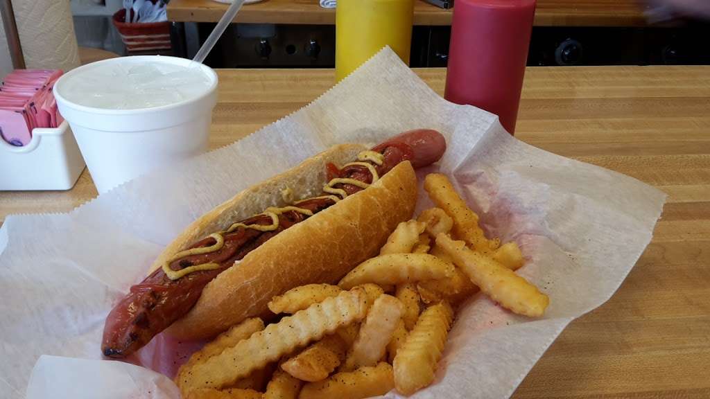 Boardwalk Hot Dogs | 143 Drum Point Rd, Brick, NJ 08723, USA | Phone: (732) 920-0892