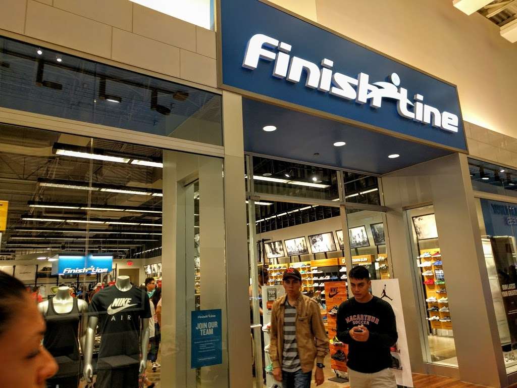 Finish Line | 3000 Grapevine Mills Pkwy, Grapevine, TX 76051, USA | Phone: (972) 906-9455