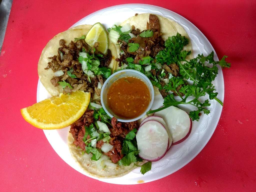 Tacos Martin | 2071 Darby St, Muscoy, CA 92407, USA | Phone: (951) 809-9386