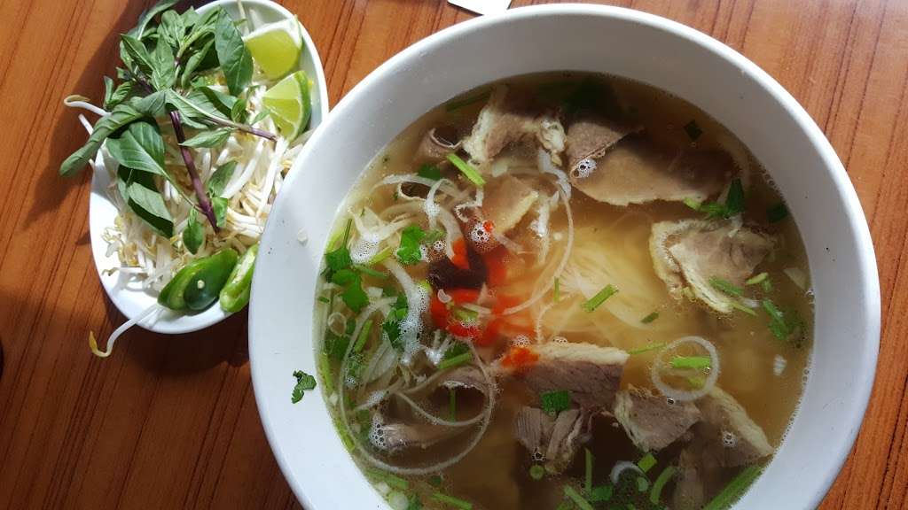 Pho Ha Long Restaurant | 6424 Northwest Loop 410 #104, San Antonio, TX 78238, USA | Phone: (210) 521-4507