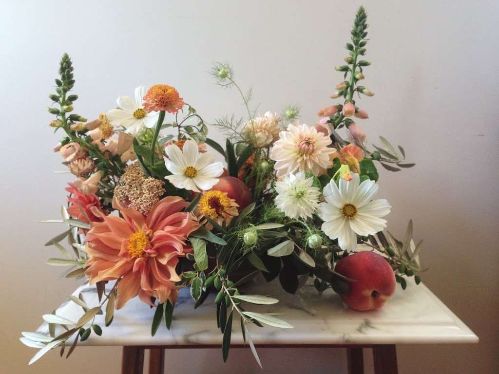 Venn Floral | 3595 Gravenstein Hwy S, Sebastopol, CA 95472