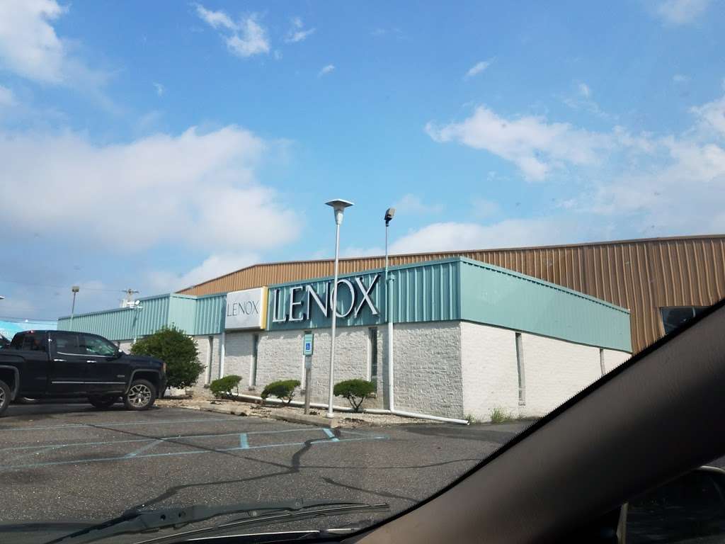 Lenox Factory Outlet | 2606 Fire Rd, Egg Harbor Township, NJ 08234, USA | Phone: (800) 426-9607