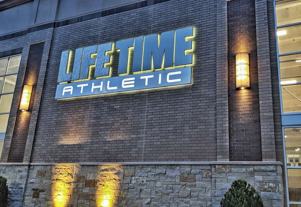 Life Time Athletic | 3939 Church Rd, Mt Laurel Township, NJ 08054, USA | Phone: (856) 813-3100