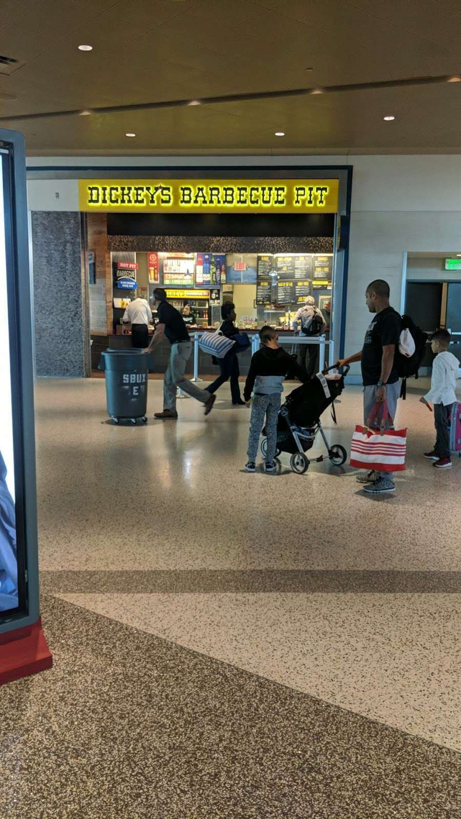 Dickeys Barbecue Pit | Dallas Love Field Airport (DAL), Dallas, TX 75235