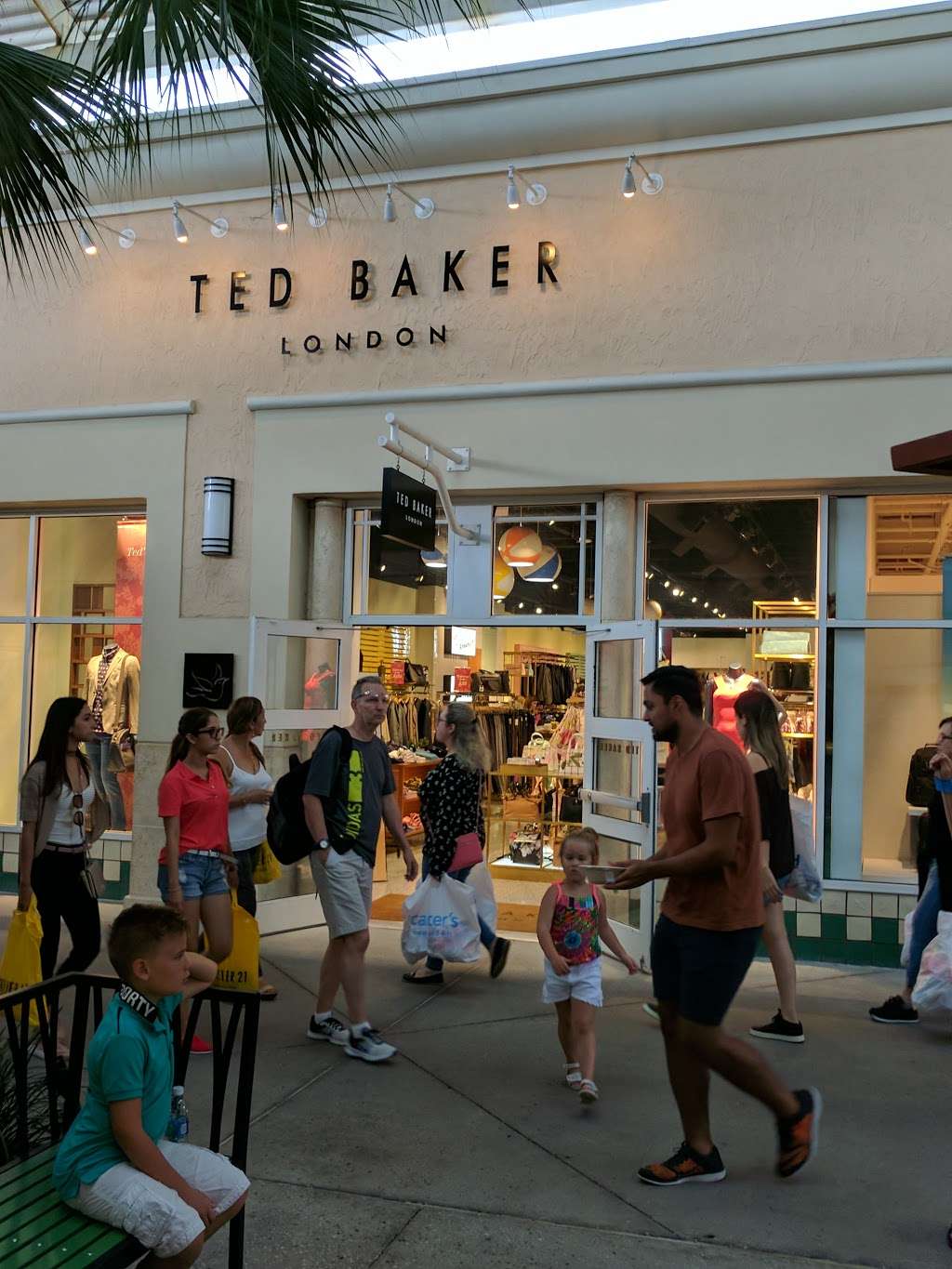 Ted Baker | 8200 Vineland Ave Suite 1161, Orlando, FL 32821, USA | Phone: (407) 239-7293