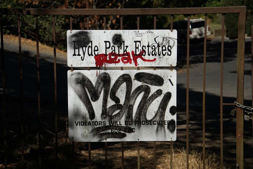 Hyde Park Trail Lower Trailhead | 205 Chesham Ave, San Carlos, CA 94070