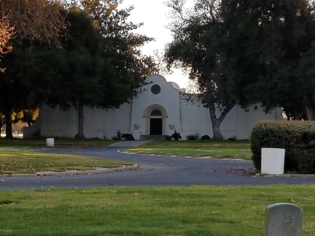 Pomona Cemetery | 502 E Franklin Ave, Pomona, CA 91766, USA | Phone: (909) 622-2029