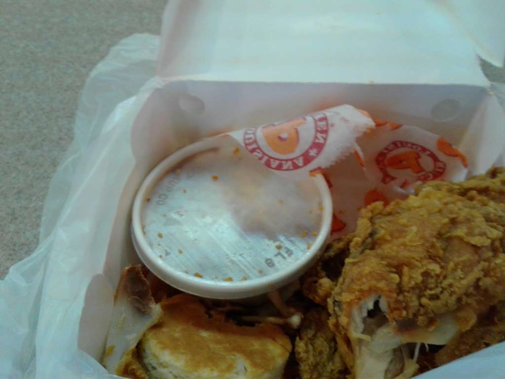 Popeyes Louisiana Kitchen | 2701 W 95th St, Evergreen Park, IL 60805, USA | Phone: (708) 424-9555