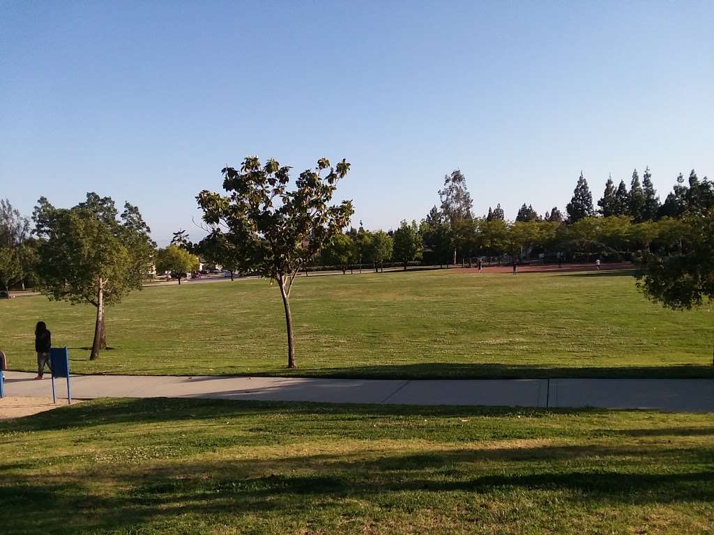 ELLENA PARK | 7139 Kenyon Way, Rancho Cucamonga, CA 91701, USA