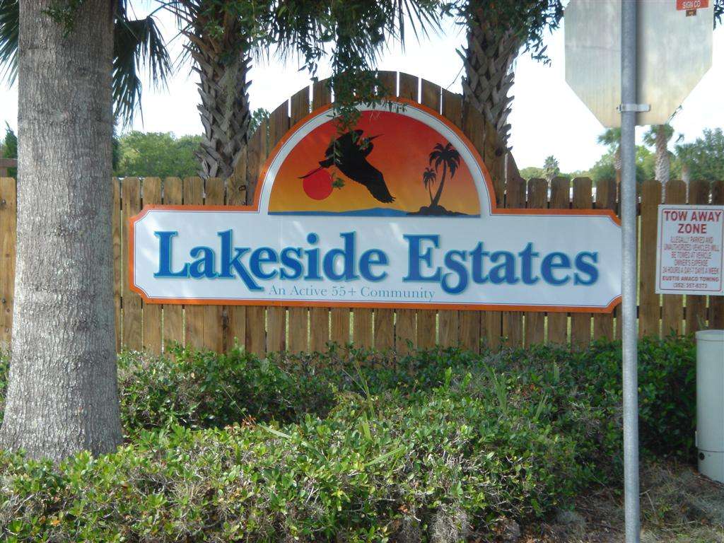 Lakeside Estates | 200 Devault St, Umatilla, FL 32784, USA | Phone: (352) 771-2080