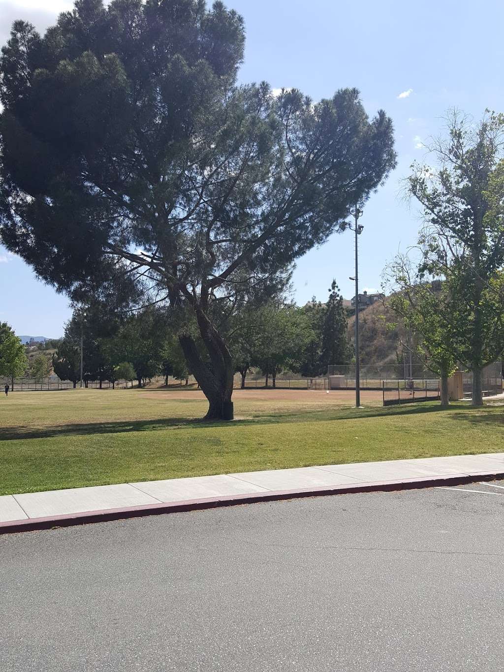 Santa Clarita Park | 27285 Seco Canyon Rd, Santa Clarita, CA 91350, USA | Phone: (661) 259-2489