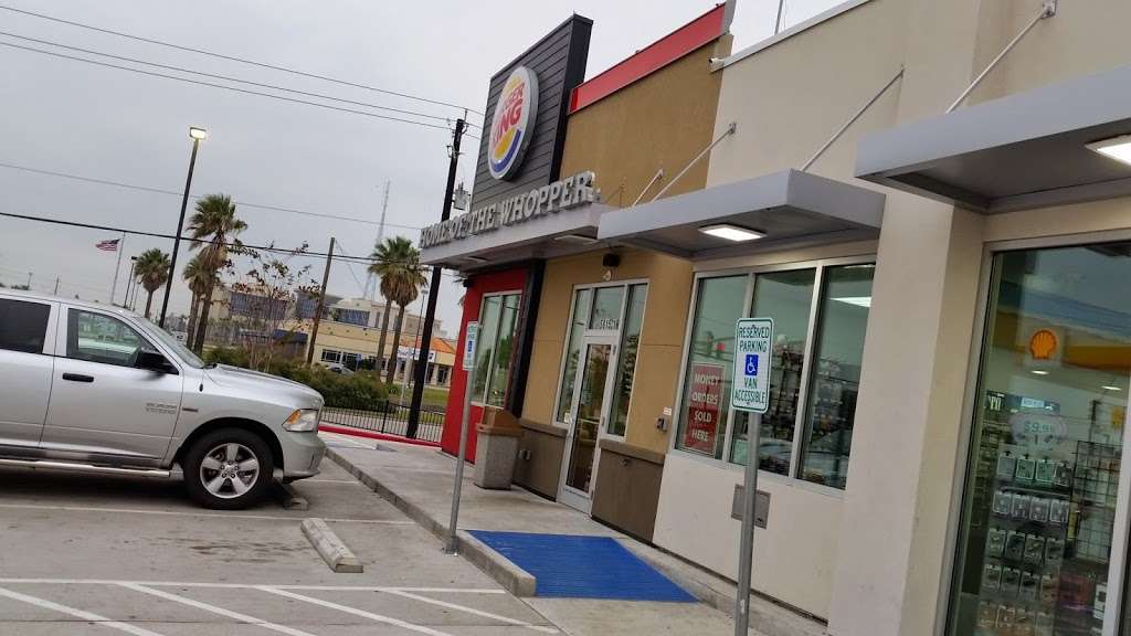 Burger King | 5815 Broadway Avenue J, Galveston, TX 77551, USA | Phone: (409) 744-2109