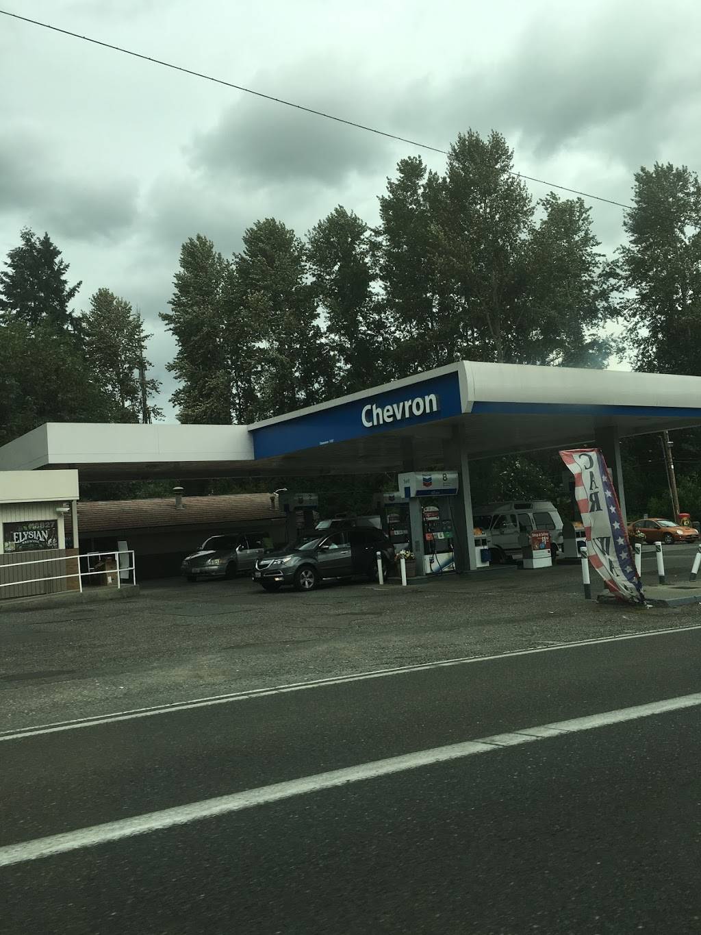 Chevron | 16827 Bothell Way NE, Lake Forest Park, WA 98155, USA | Phone: (206) 362-9440