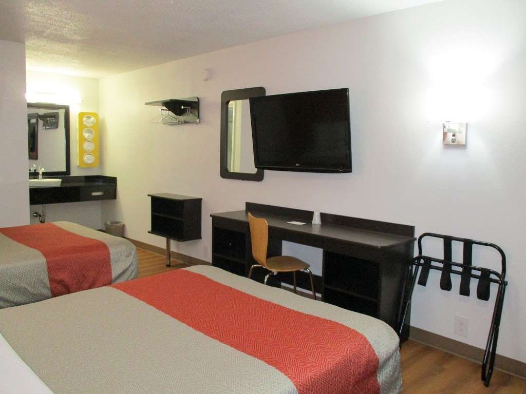 Motel 6 Odenton, MD | 1630 Annapolis Rd, Odenton, MD 21113, USA | Phone: (410) 674-8900