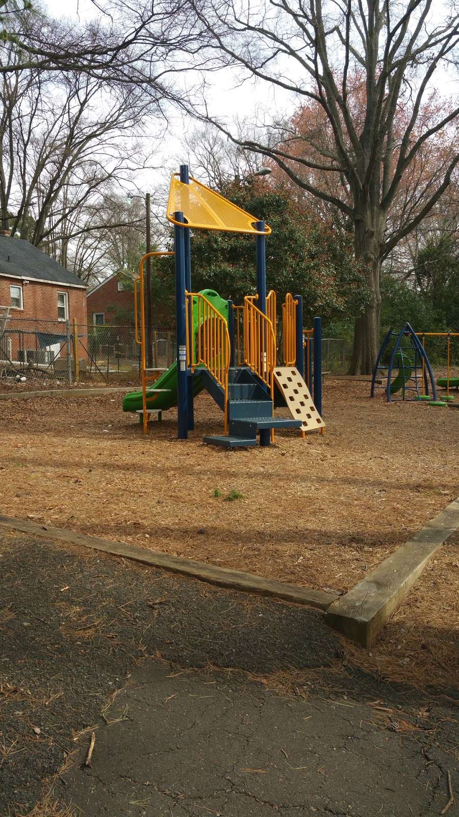 Enderly Park | 1501 Enderly Rd, Charlotte, NC 28208, USA | Phone: (980) 314-1002
