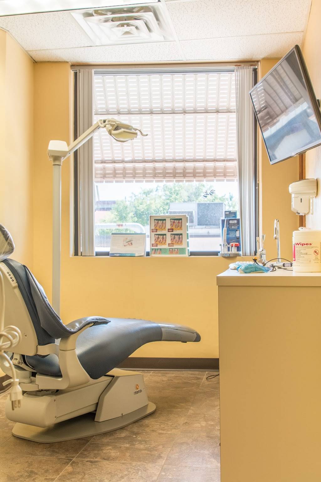 G Dental LLC | 7635 W Bluemound Rd # 208, Milwaukee, WI 53213, USA | Phone: (414) 258-6330