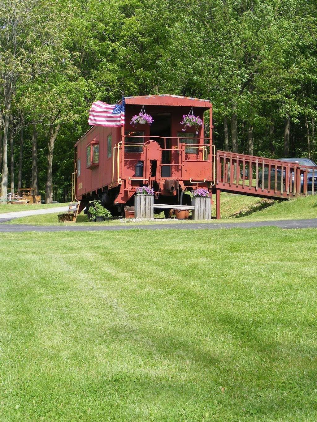 Loose Caboose Campground | 5130 Strasburg Rd, Kinzers, PA 17535, USA | Phone: (717) 442-8429