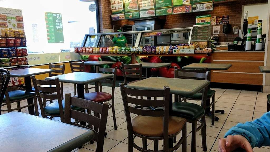 Subway Restaurants | 500 Progress Dr, Linthicum Heights, MD 21090, USA | Phone: (410) 636-9690