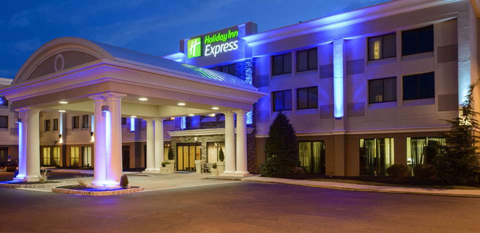 Holiday Inn Express Philadelphia NE-Bensalem | 1329 Bristol Pike, Bensalem, PA 19020 | Phone: (215) 245-5222
