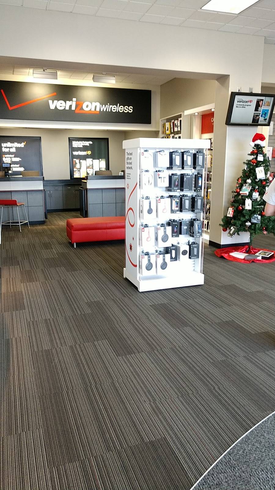 Verizon | 10531 S 15th St Suite 103, Bellevue, NE 68123, USA | Phone: (402) 291-2211