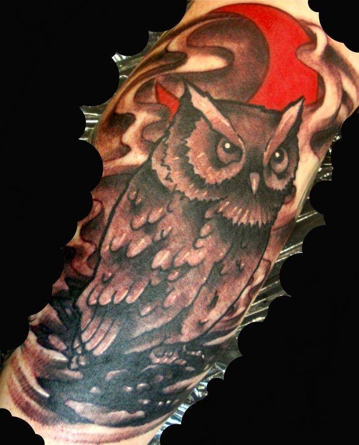 Red Moon Custom Tattoo and Piercing | 5704 W 111th St, Chicago Ridge, IL 60441, USA | Phone: (708) 499-7890