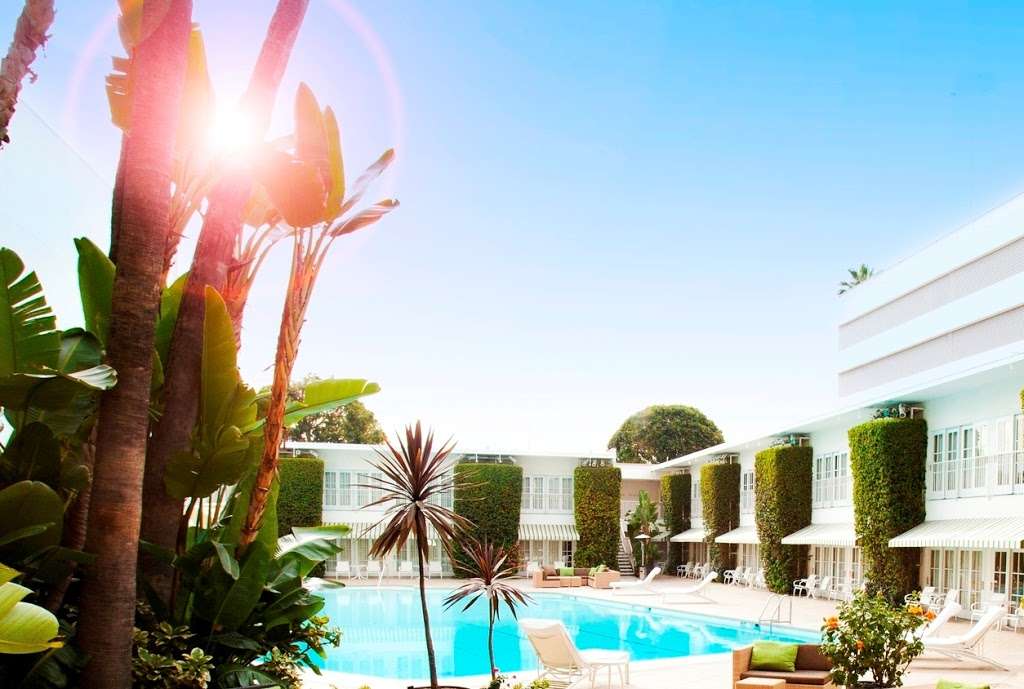 The Beverly Hilton | 9876 Wilshire Blvd, Beverly Hills, CA 90210, USA | Phone: (310) 274-7777