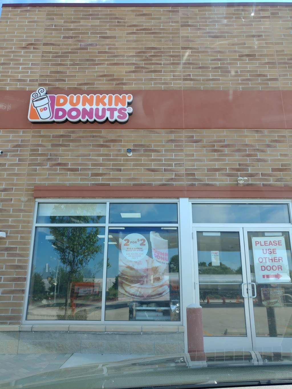 Dunkin Donuts - cafe  | Photo 8 of 10 | Address: 419 S Joliet Rd, Bolingbrook, IL 60440, USA | Phone: (815) 215-8266