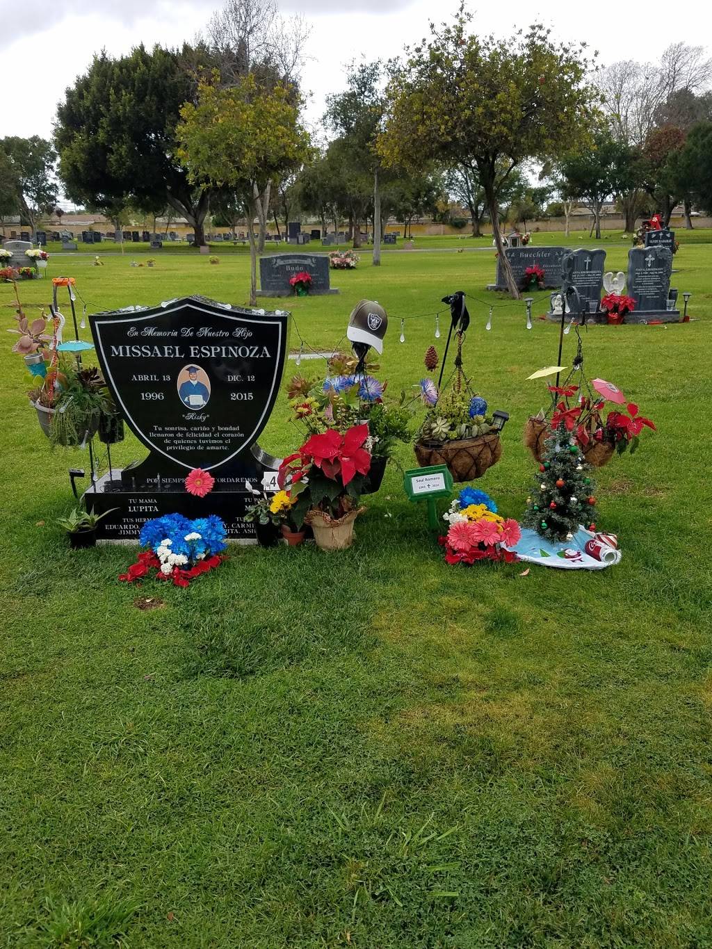 Harbor Lawn-Mt. Olive Memorial Park & Mortuary | 1625 Gisler Ave, Costa Mesa, CA 92626 | Phone: (714) 540-5554