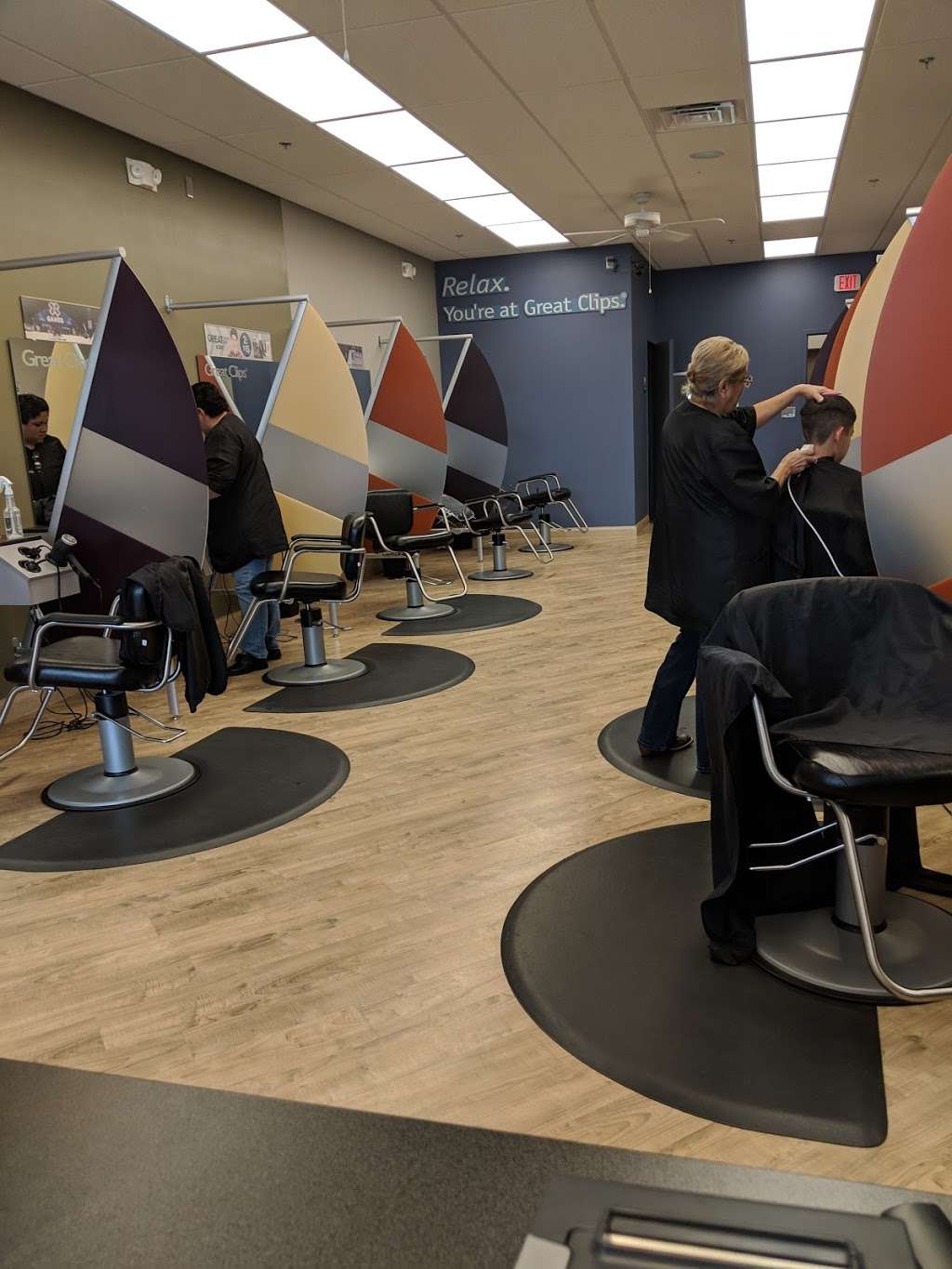 Great Clips | 18010 Bulverde Rd Ste 103, San Antonio, TX 78259, USA | Phone: (210) 664-0919