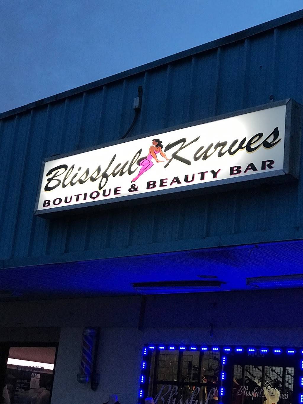 Blissful Kurves Boutique & Beauty Bar | 4001 Columbia St #300, Orlando, FL 32811, USA | Phone: (844) 985-8885