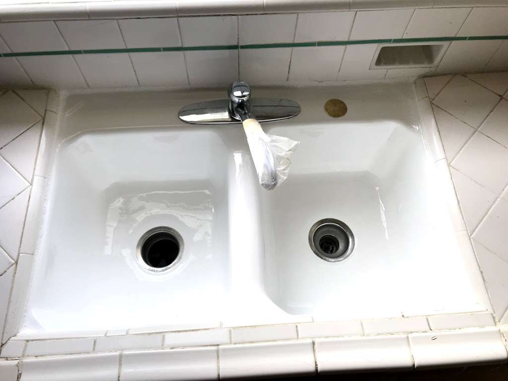 Bathtubs and Sinks Reglazing Expert | 15526 Chase St, North Hills, CA 91343, USA | Phone: (818) 722-1995