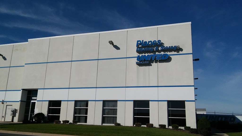 Planes Moving & Storage Of Chicago | 1100 Bilter Rd, Aurora, IL 60502 | Phone: (630) 851-3700