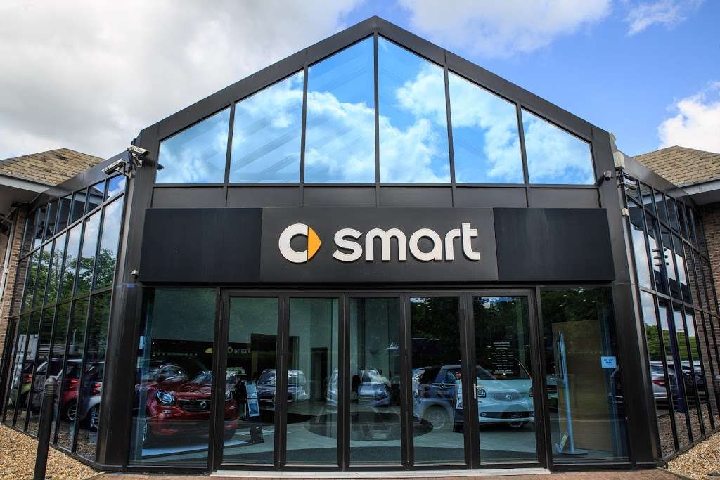 Mercedes-Benz and smart of Hertford | Foxholes Business Park John, John Tate Rd, Hertford SG13 7LB, UK | Phone: 01992 726229