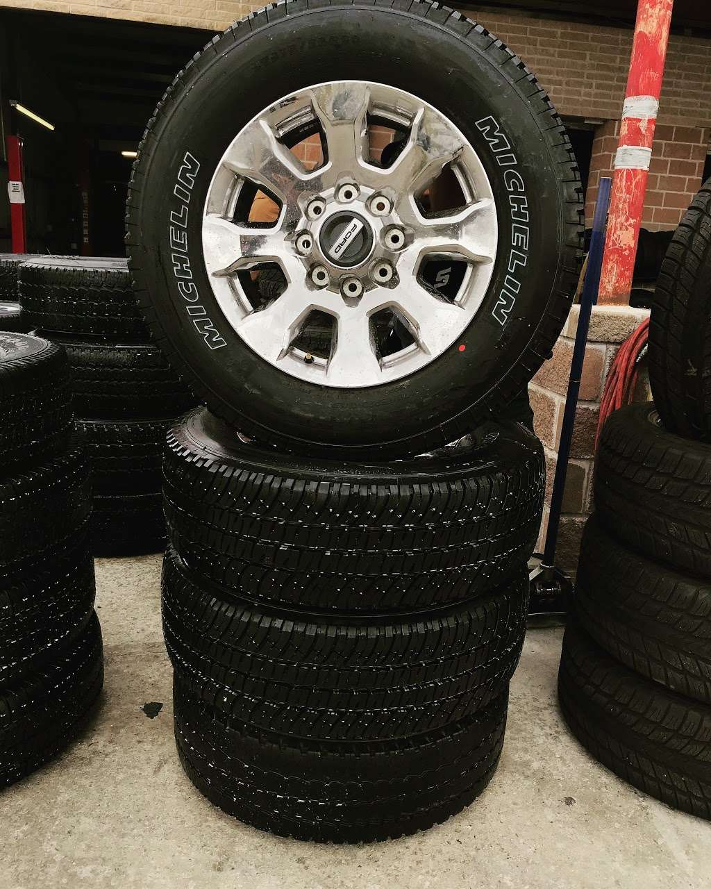 C & C Tire Shop | 900 FM78, Schertz, TX 78154, USA | Phone: (210) 659-6116