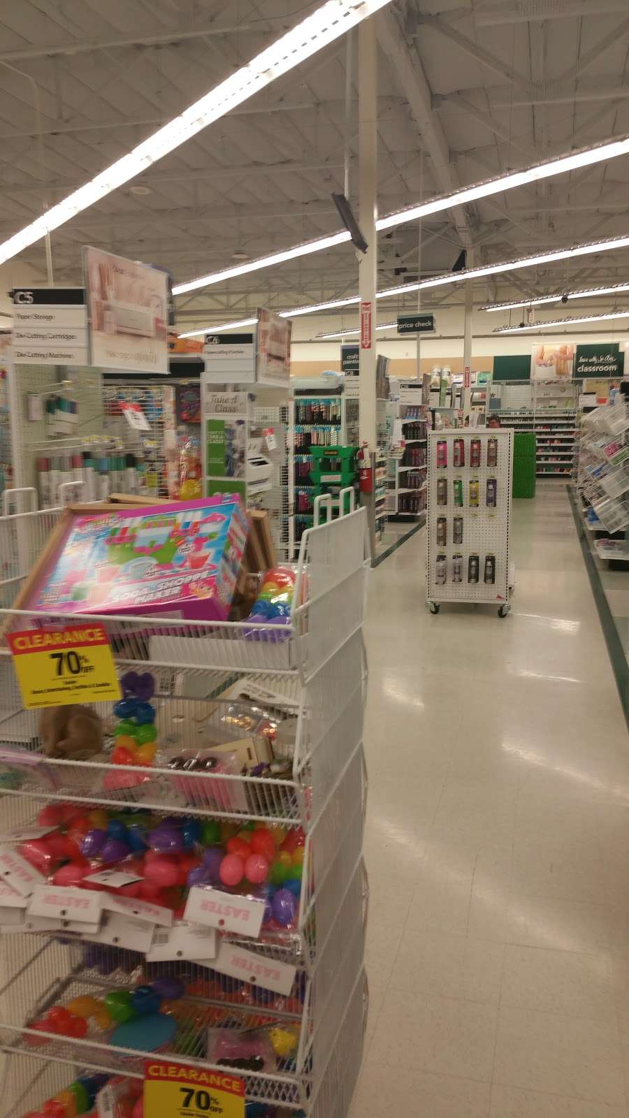 JOANN Fabrics and Crafts | 12779 Main St, Hesperia, CA 92340, USA | Phone: (760) 244-2918