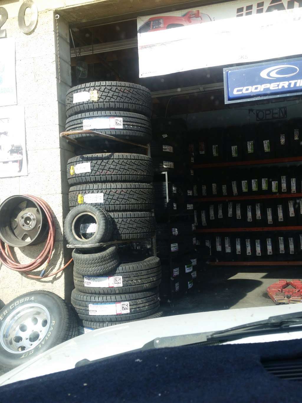 Juan Discount Tires | 1120 S G St, Perris, CA 92570 | Phone: (951) 657-0613