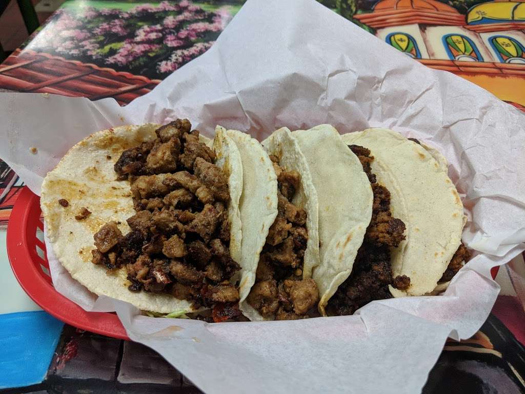 Tacos Y Salsas | 9103 E Colfax Ave, Aurora, CO 80010 | Phone: (303) 367-1046