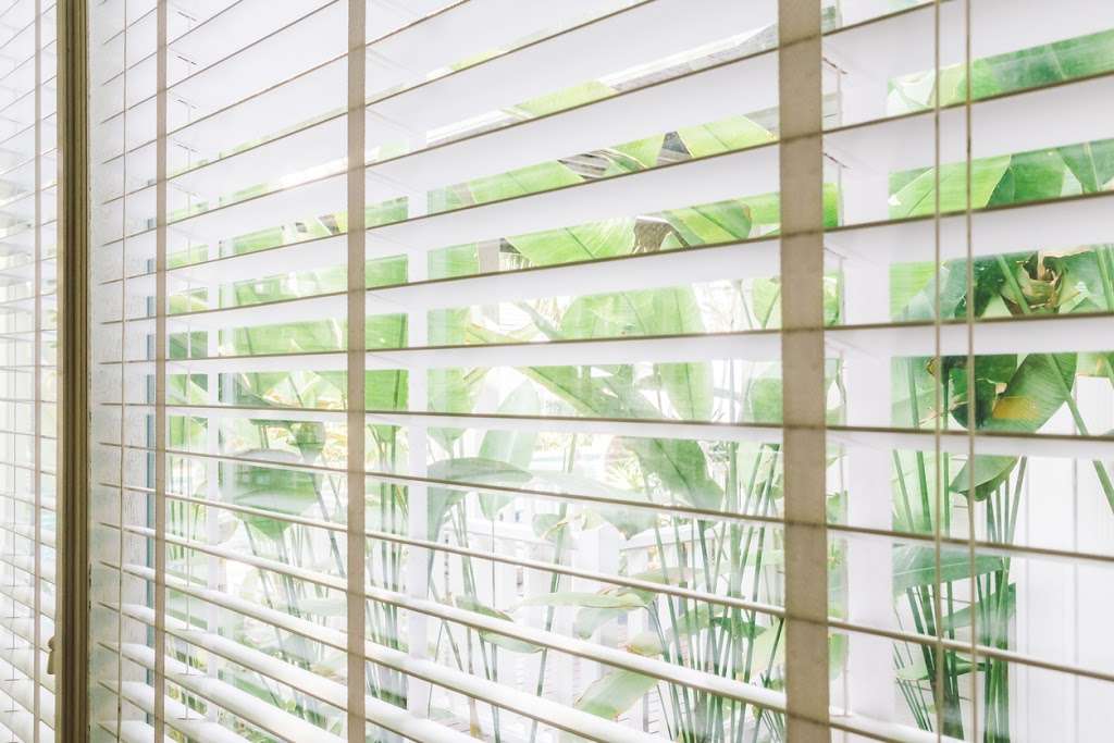 Valmor Draperies | 3407 N 35th Ave, Phoenix, AZ 85017, USA | Phone: (602) 434-2930