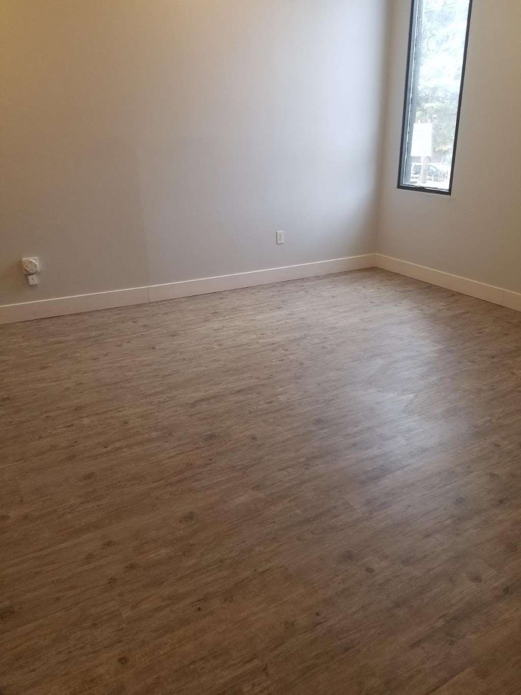 Flooring Pros & Painting | 14770 Orchard Pkwy #207, Westminster, CO 80023 | Phone: (303) 926-4464
