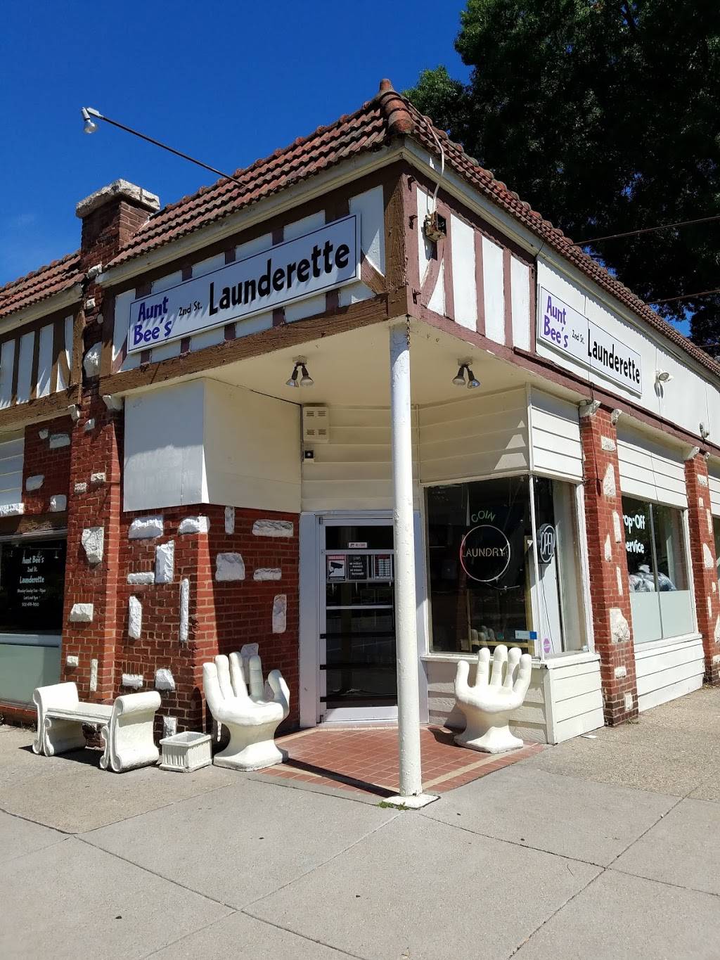 Aunt Bees Launderette | 1254 S 2nd St, Louisville, KY 40203, USA | Phone: (502) 636-1900