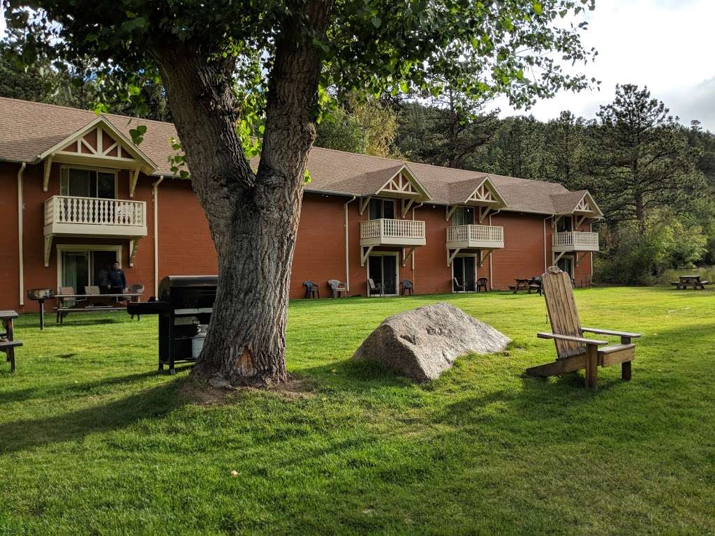 Riverview Pines | 1150 W Elkhorn Ave, Estes Park, CO 80517, USA | Phone: (970) 586-3627