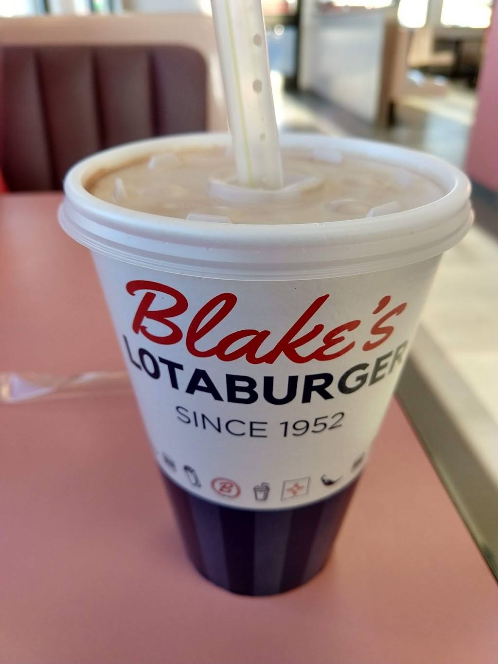 Blakes Lotaburger | 7520 Lomas Blvd NE, Albuquerque, NM 87110, USA | Phone: (505) 265-3030